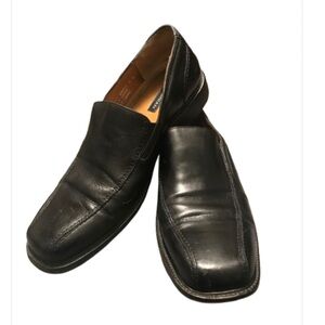 Bostonian Size 10.5 Men’s Black Leather Shoes